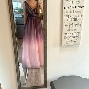 Beautiful ombré prom dress.